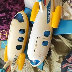 2 Fisher-Price 1980s little people airplanes
